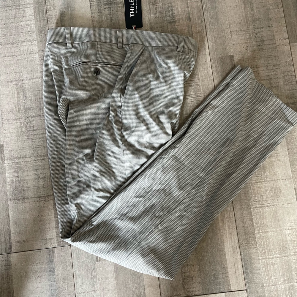 Tommy Hilfiger Men's gray Dress Pants